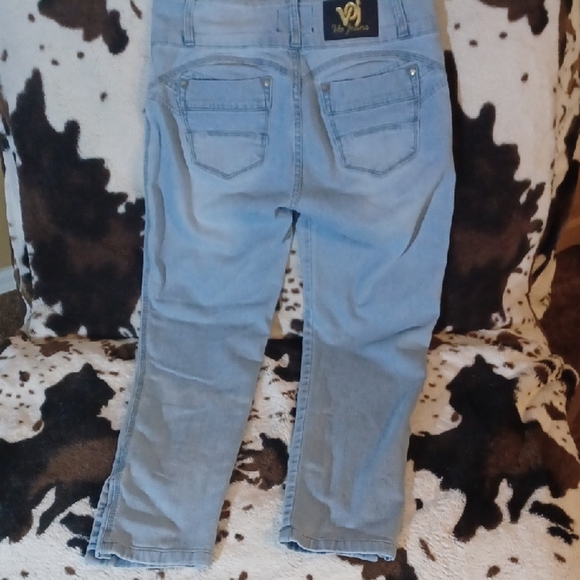 VO JEANS Blue Ankle Cropped Distressed Jeans - Picture 6 of 14